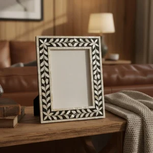 Mother of Pearl Inlay Photo Frame – Black & White